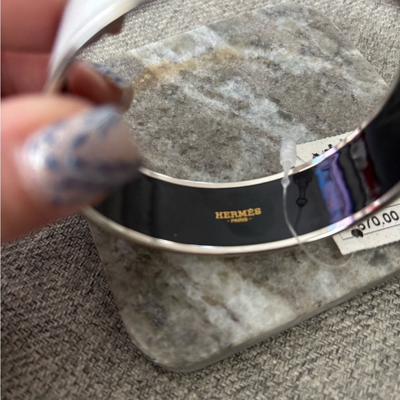 Hermès Brides de Gala Black and White Bangle - Picture 4 of 4